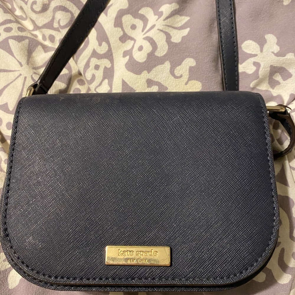 Kate space Laurel Way crossbody